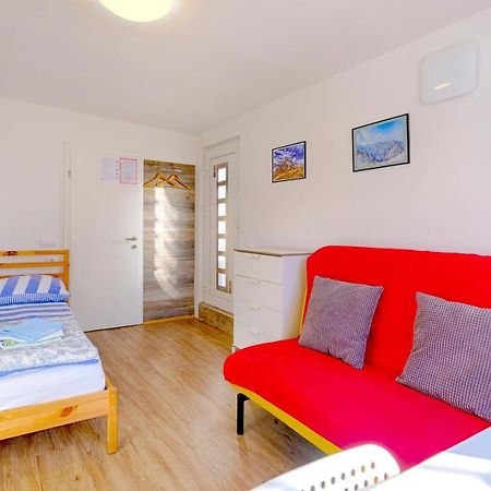 New Studio With Aircon & Free Parking Ljubljana Luaran gambar